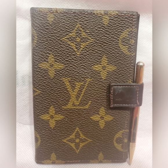 Louis Vuitton Wallet/Card Holdet With Gold Pencil - Picture 7 of 10